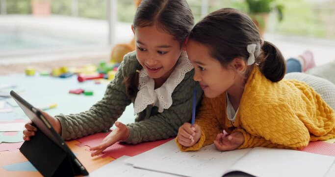 Students learning with Mindgle